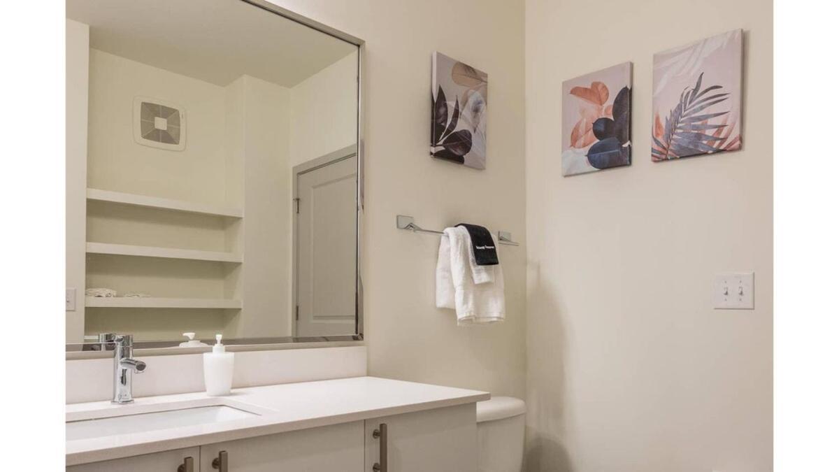 Stunning Nulu 1Br Cozysuites 03 Louisville Dış mekan fotoğraf
